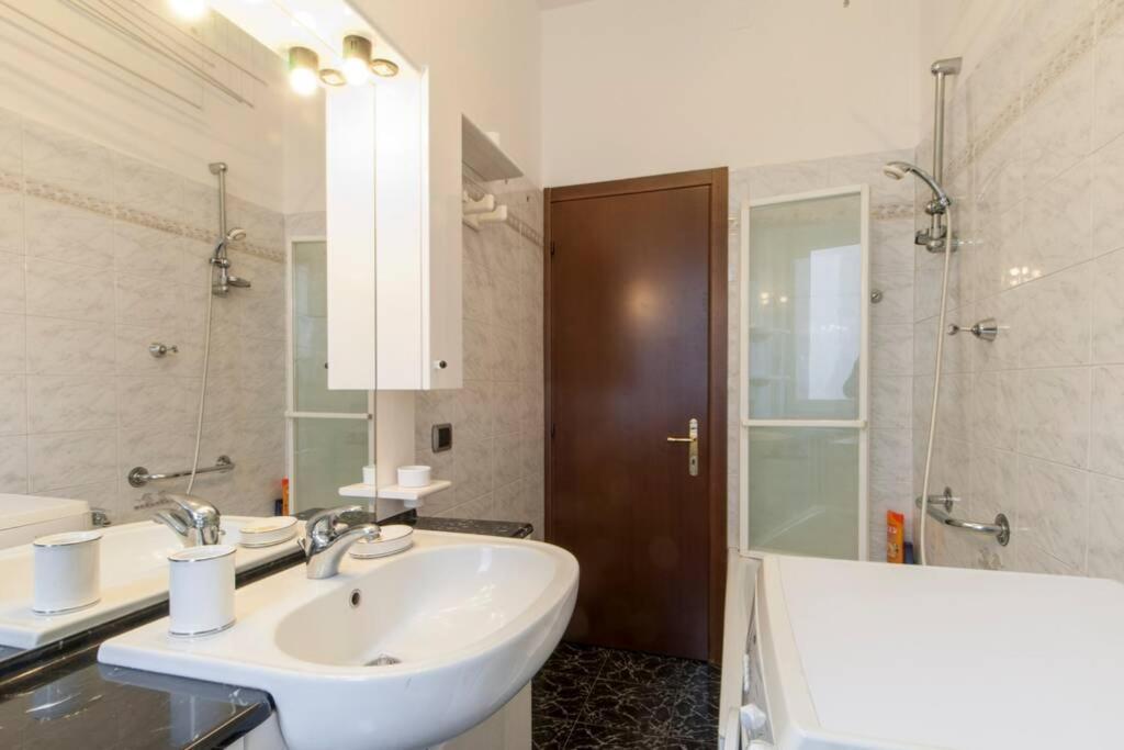Casa Vsg Apartment Милано Екстериор снимка